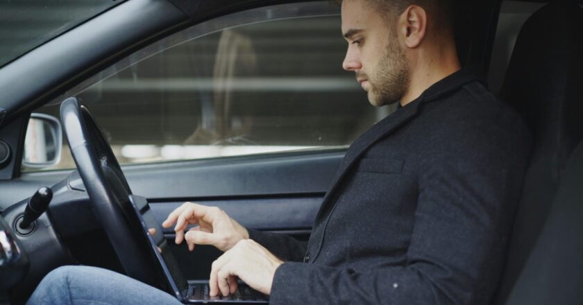 Waarom slimme garage software jouw werkplaats toekomstbestendig maakt